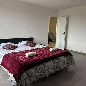 Villa Magnifique Avec Piscine Beaujolais, Gleizé