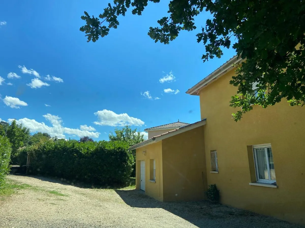 Bed and breakfast Chambres Dans Villa Avec Piscine Gleizé